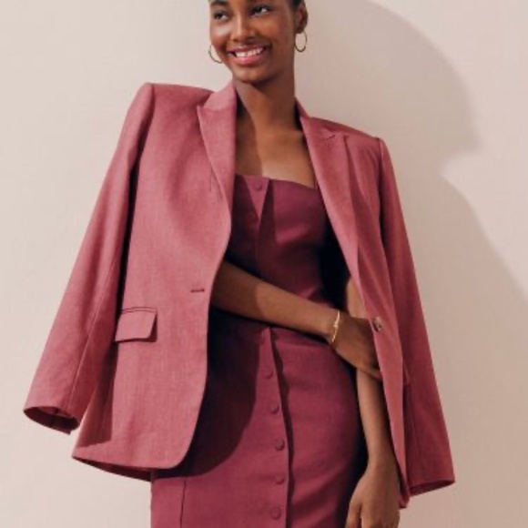 The Longline Blazer in Linen Blend - Picture 1 of 1